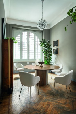 Yoroi dining table - myhome Yoroi dining table - myhome