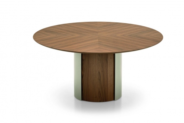 Yoroi dining table - myhome Yoroi dining table - myhome