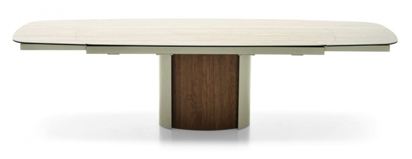 Yoroi dining table - myhome Yoroi dining table - myhome