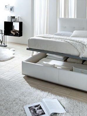 Miro double bed