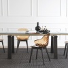 Levante dining table