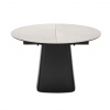 Hey Gio! dining table