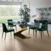 Zed dining table