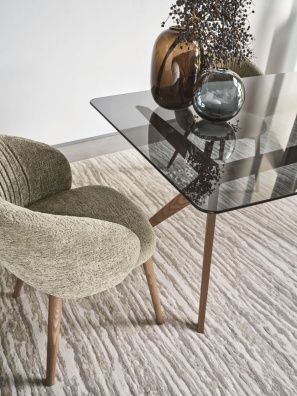 Anime dining chair - myhome