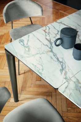 Boma dining table - myhome Boma dining table - myhome