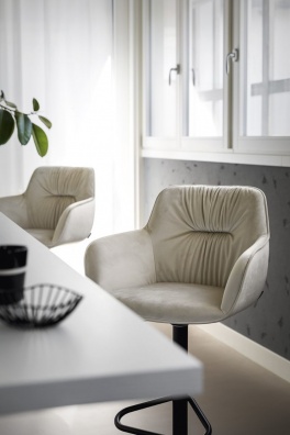 Cocoon stool - myhome