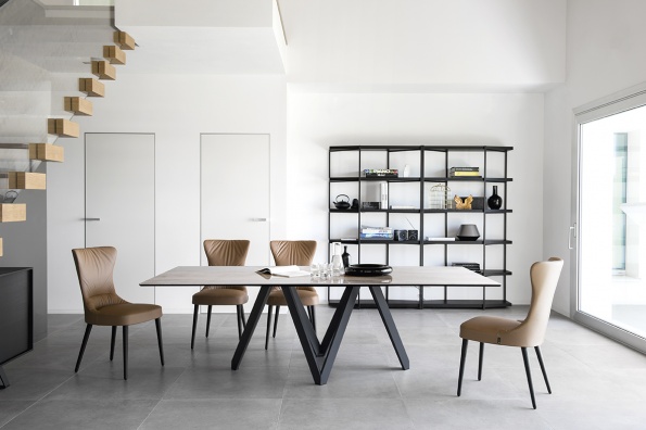 Cartesio dining table - myhome