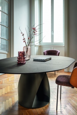 Cyclone dining table - myhome