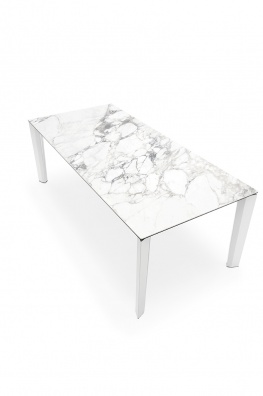 Delta dining table - myhome Delta dining table - myhome