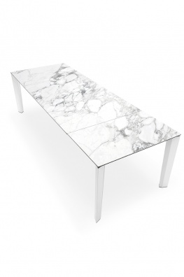 Delta dining table - myhome Delta dining table - myhome