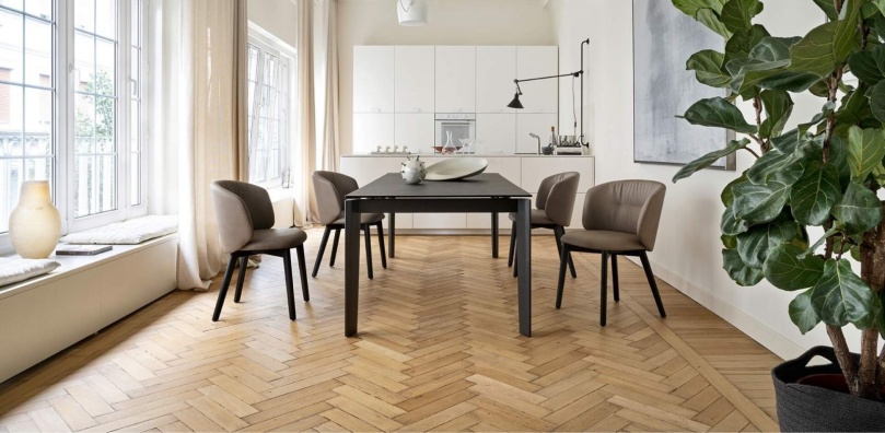 Dogma dining table - myhome