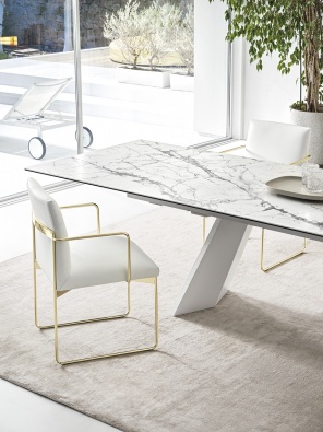 Icaro dining table - myhome