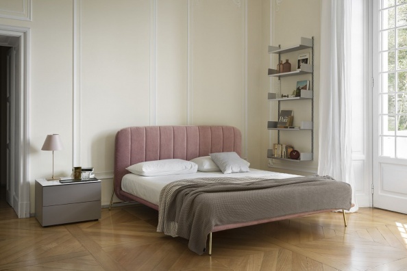 Le Marais bed