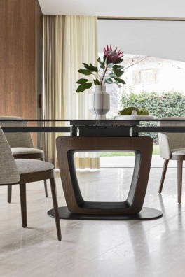 Orbital dining table - myhome Orbital dining table - myhome