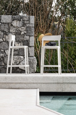 Skin outdoor stool - myhome