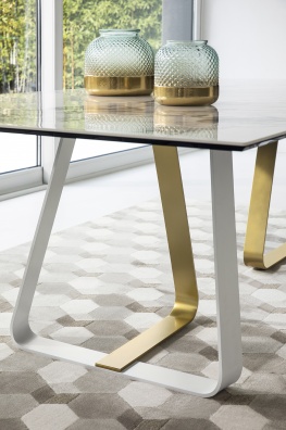 Sunshine dining table - myhome Sunshine dining table - myhome