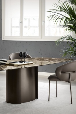 Yoroi dining table - myhome