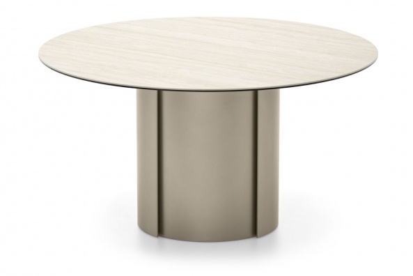Yoroi dining table - myhome
