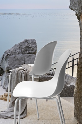 Academy outdoor dining chair