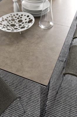 Baron dining table - myhome Baron dining table - myhome