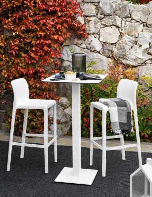 Bayo outdoor stool