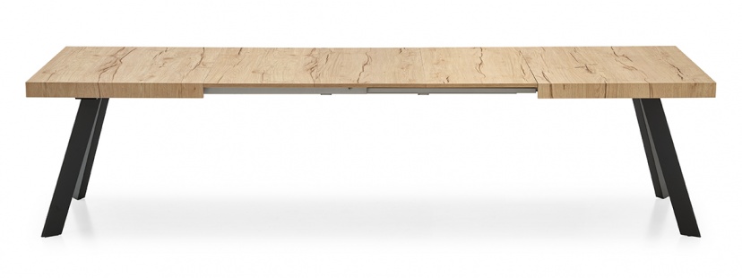 Bold dining table - myhome