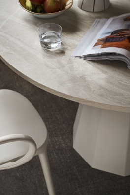 Dix dining table - myhome