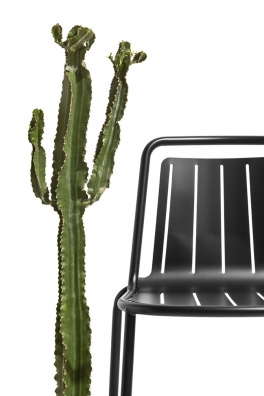 Easy outdoor dining chair - myhome