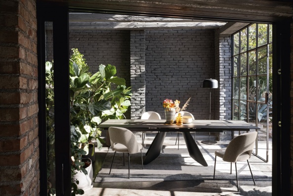 Orion dining table - myhome