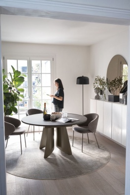 Orion dining table - myhome