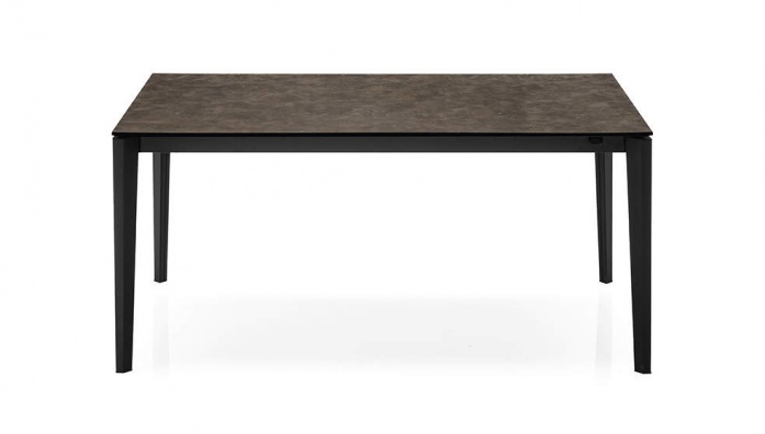 Pentagon dining table - myhome Pentagon dining table - myhome