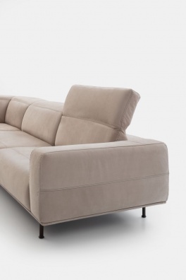 Wing sofa