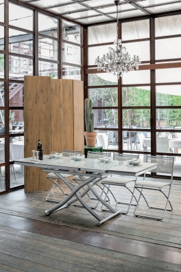 Dione Plus dining table