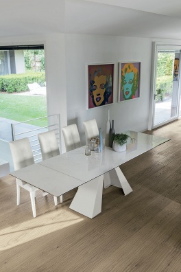 Taurus dining table - myhome Taurus dining table - myhome
