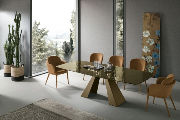 Taurus dining table - myhome Taurus dining table - myhome