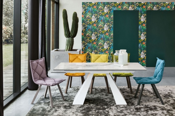 Taurus dining table - myhome Taurus dining table - myhome