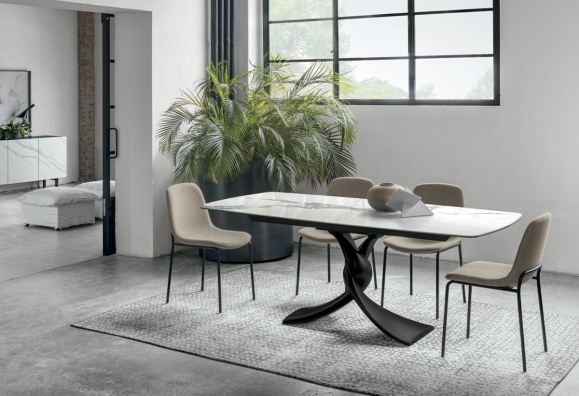 Twist dining table - myhome