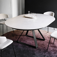 Atlante dining table