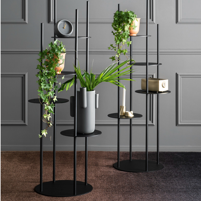 Circles shelf