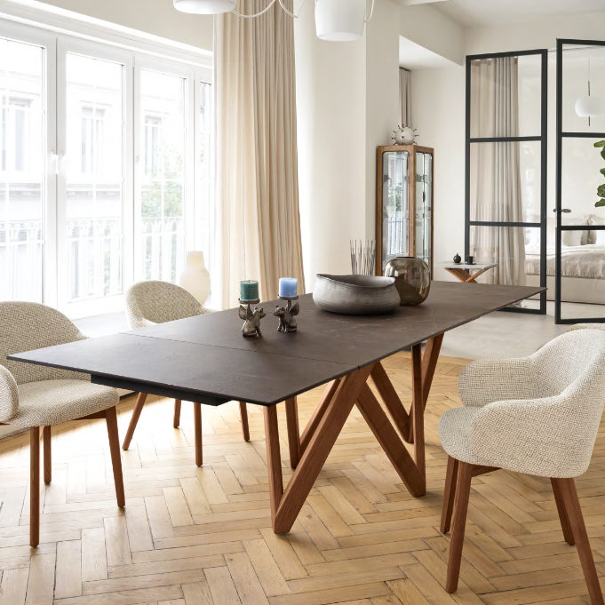 Cartesio dining table