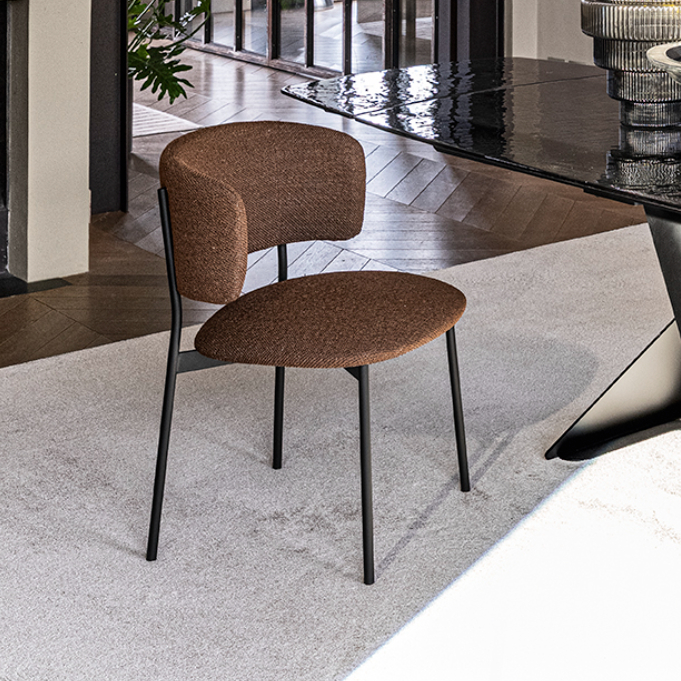 Flex dining chair