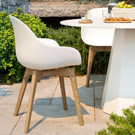 Academy kültéri karfás étkezőszék