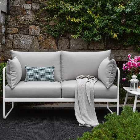 Easy outdoor sofa