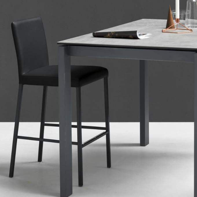 Garda stool