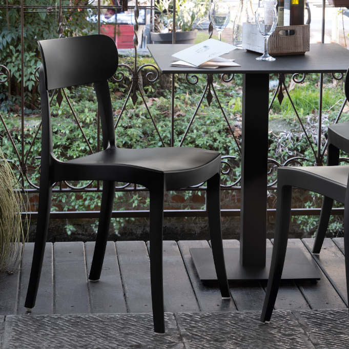 Locanda étkezőszék