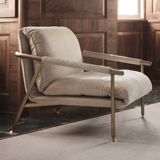 Nicoline armchair