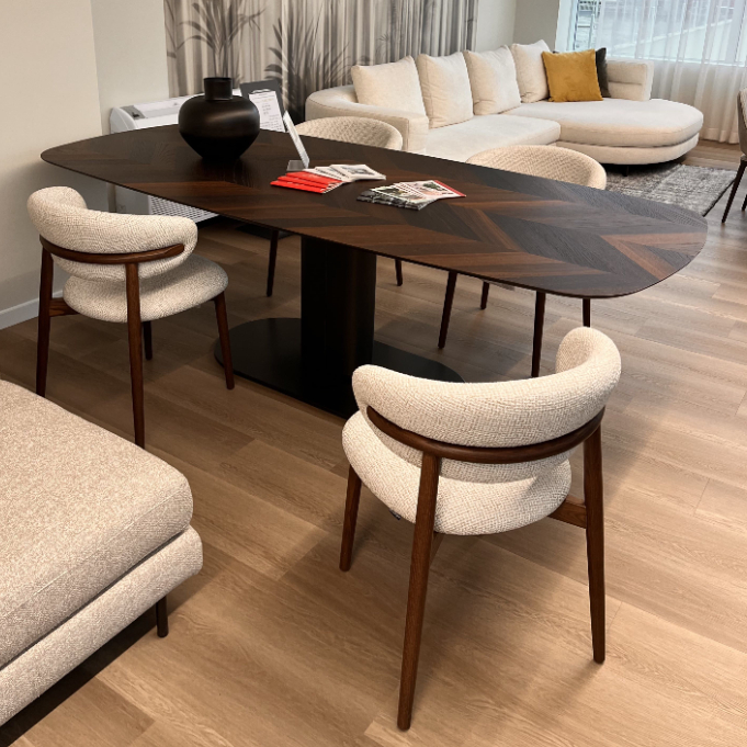 Cameo étkezőasztal - kiállított