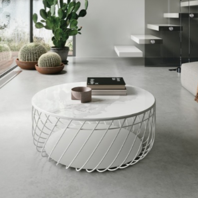 Nest coffee table