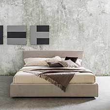 Plaza bed